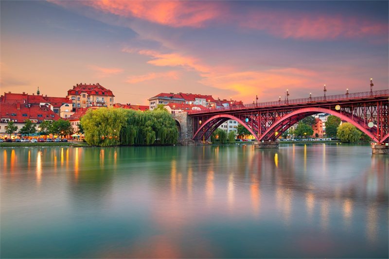 Viajar por Europa Encantada De Madrid A Roma