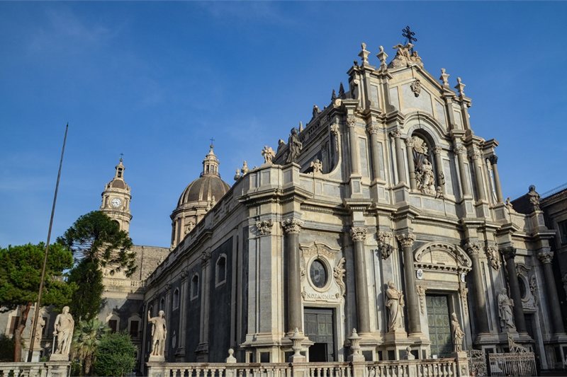Viajar por Italia, Corcega, Cerdeña y Sicilia con Roma