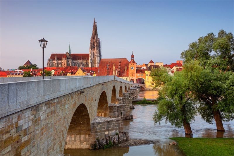 Viajar por España, Norte De Italia, Baviera Y Capitales Imperiales
