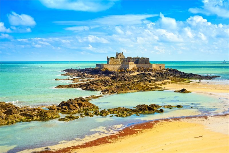 Viajar por la Gran Francia con Paris y final en Barcelona