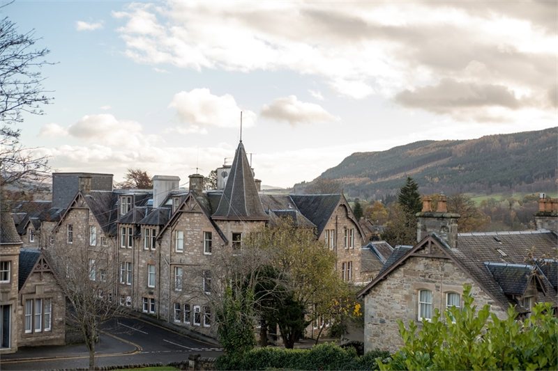 Viajar por Londres y Escocia fin Edimburgo