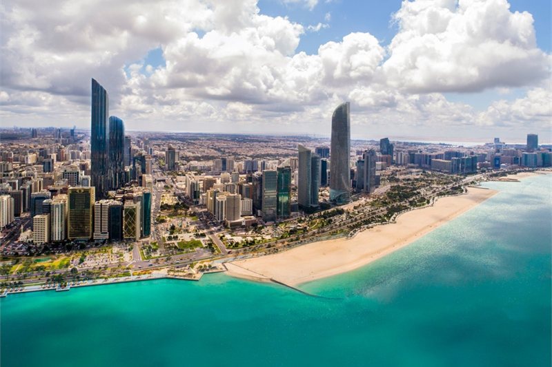 Viajar por Abu Dabi y Dubai