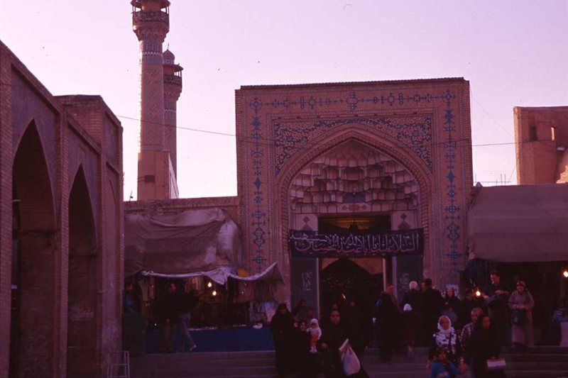Viajar por Esencias de Irán: Del Mar Caspio a Persépolis Fin Yazd