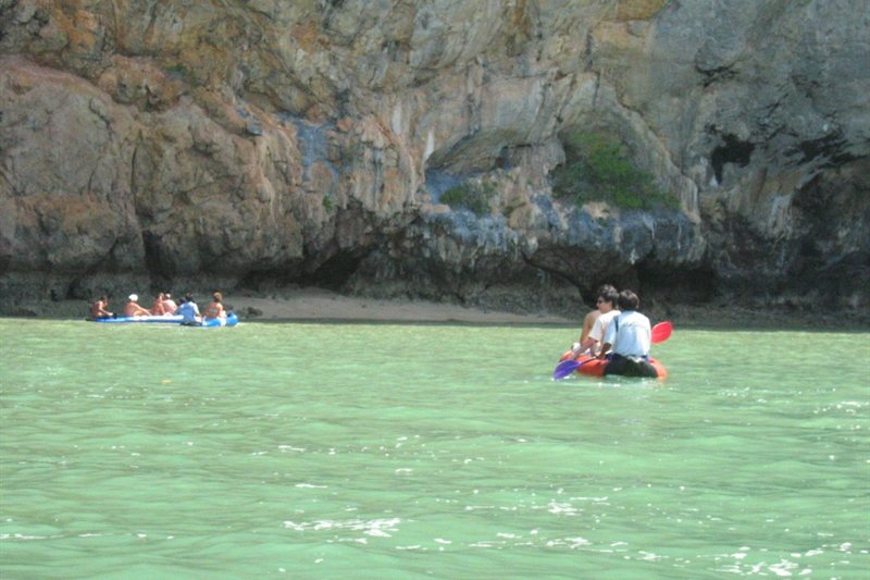 Viajar por Tailandia, Bahía de Halong y Phuket