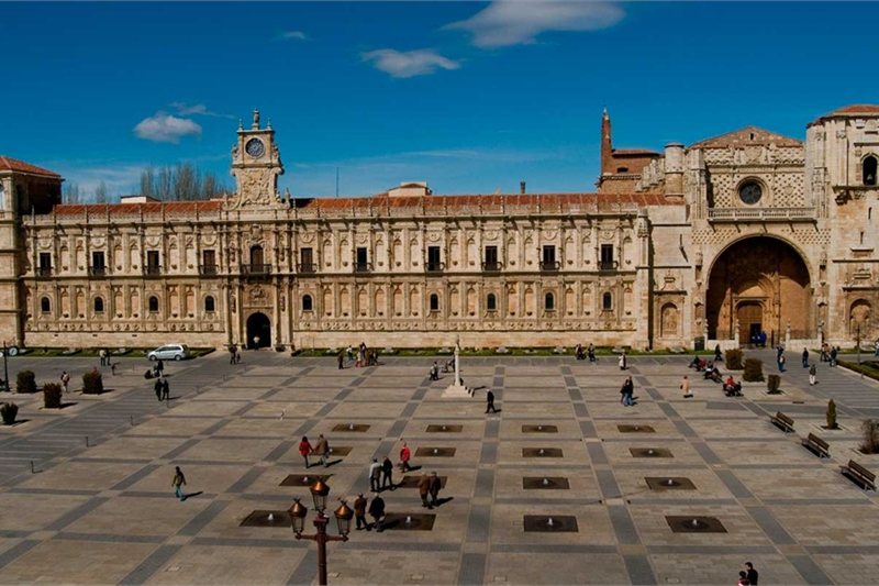 Viajar por Madrid, Portugal, País Vasco Con Lourdes, Andorra Y Barcelona
