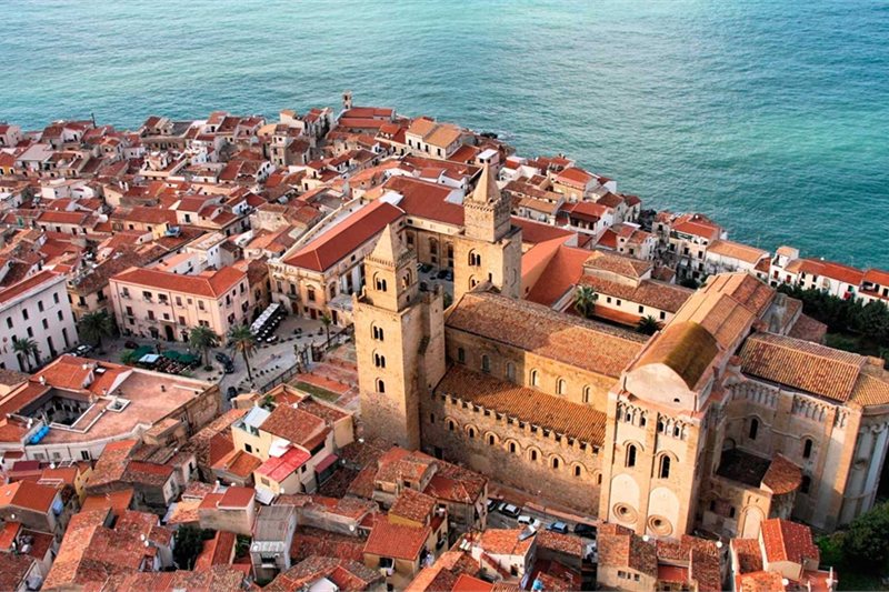 Viajar por Córcega, Cerdeña y Norte de Sicilia con Islas Eolias desde Roma