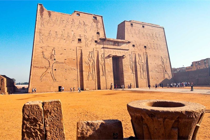 Viajar por Contrastes de Jordania y Esencias de Egipto
